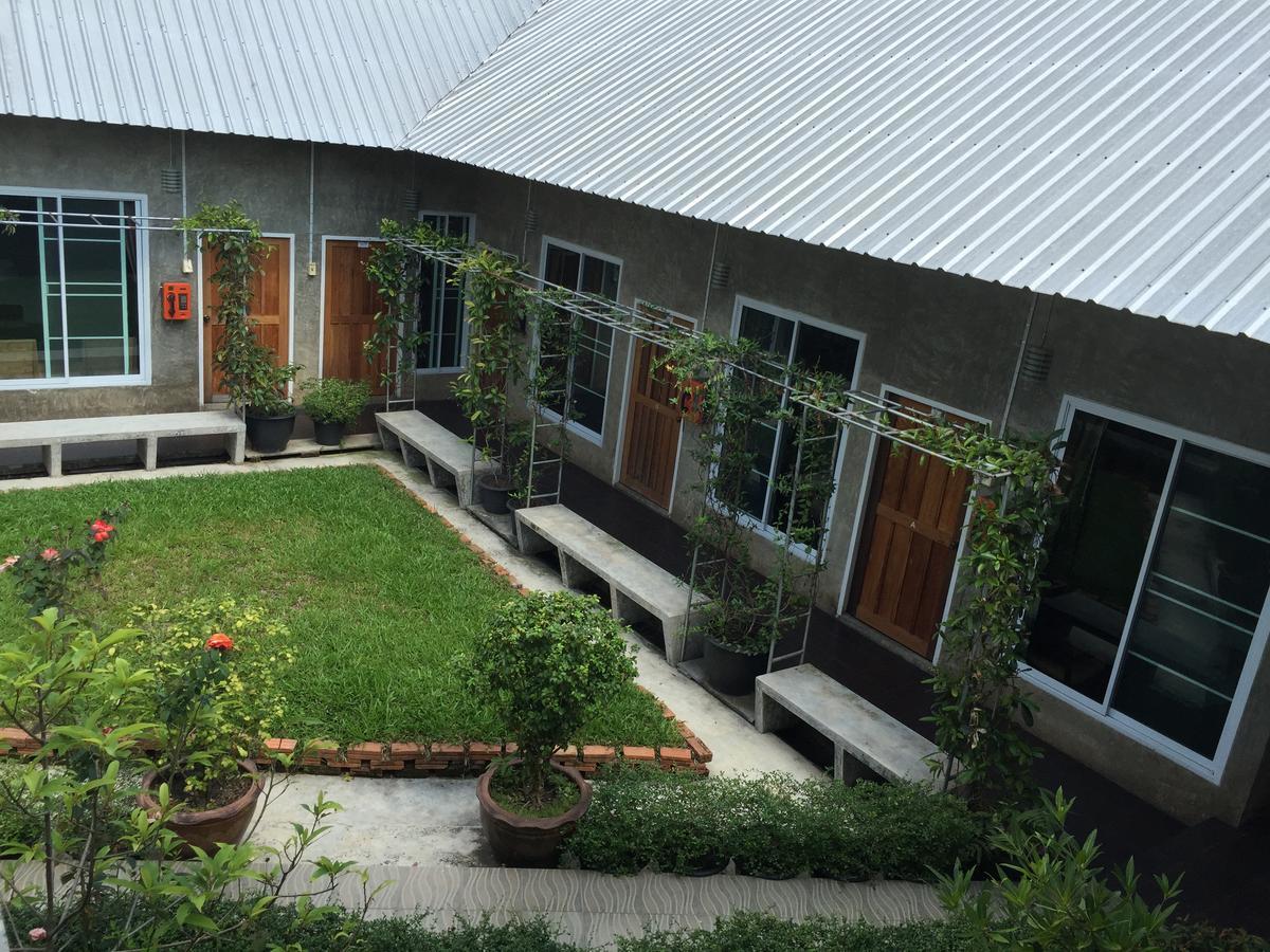 Zan Pla Nade Guesthouse Chiang Rai Buitenkant foto