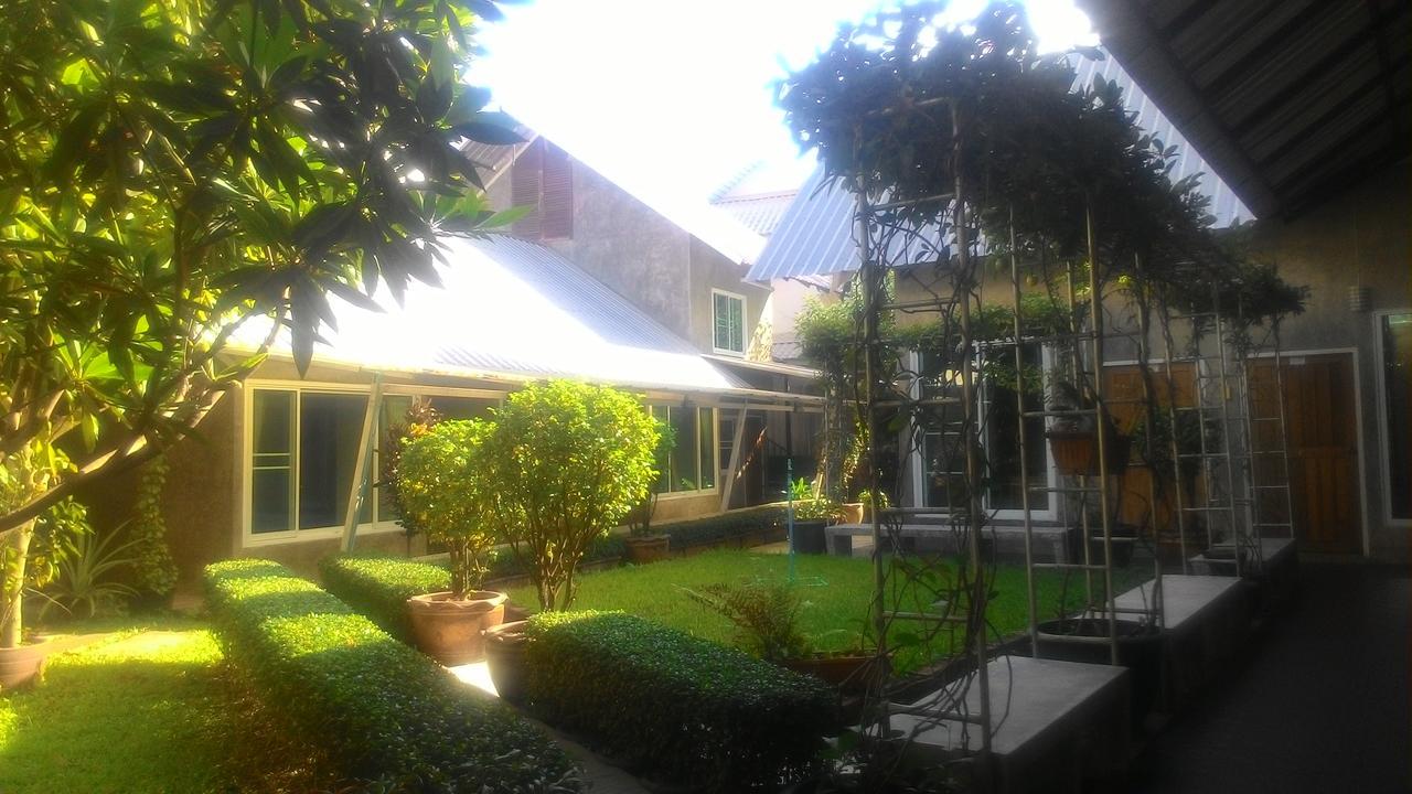 Zan Pla Nade Guesthouse Chiang Rai Buitenkant foto